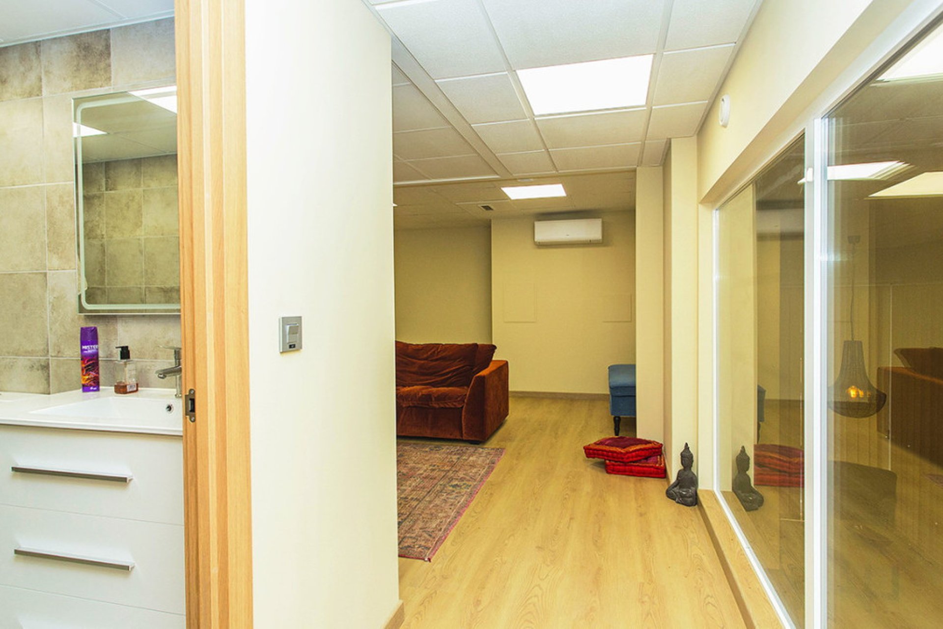 Reventa - Commercial property -
Torrevieja - Torrevieja Centro