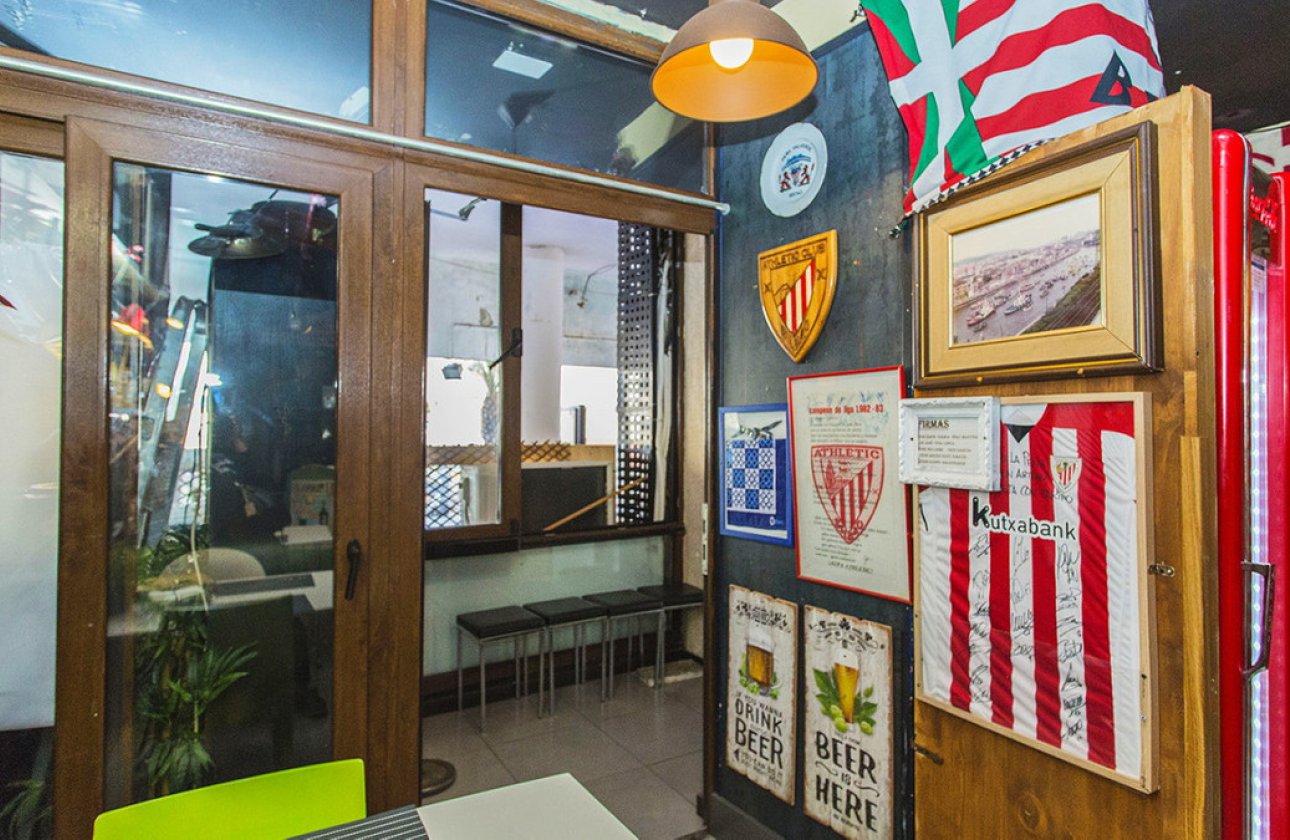 Reventa - Commercial property -
Torrevieja - Torrevieja Centro