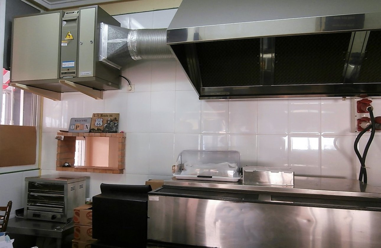 Reventa - Commercial property -
Torrevieja - Torrevieja Centro