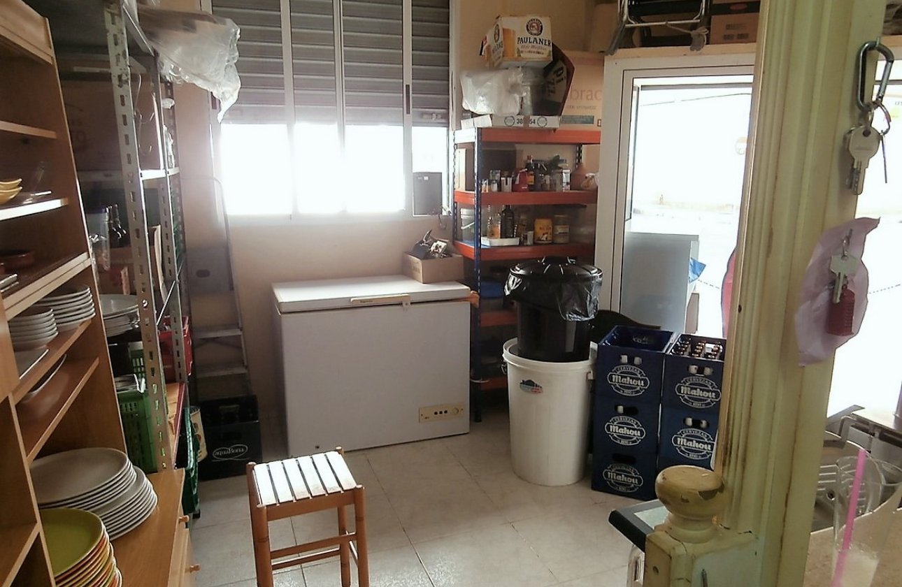 Reventa - Commercial property -
Torrevieja - Torrevieja Centro