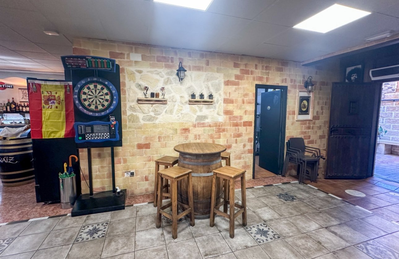 Reventa - Commercial property -
Torrevieja - Torrevieja Centro