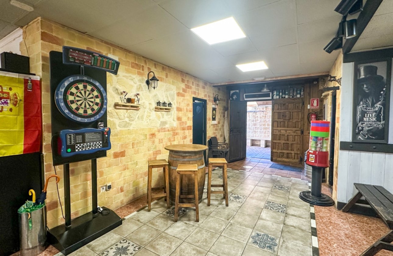 Reventa - Commercial property -
Torrevieja - Torrevieja Centro