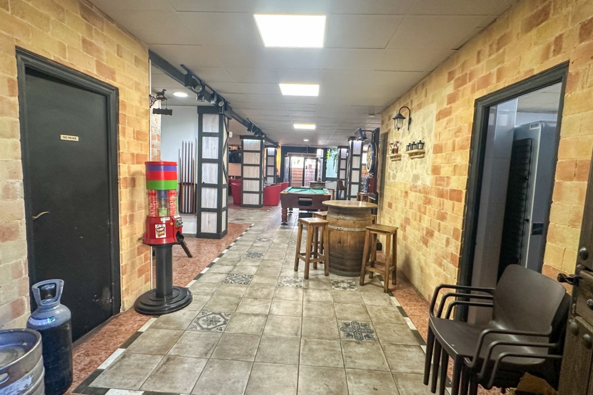 Reventa - Commercial property -
Torrevieja - Torrevieja Centro