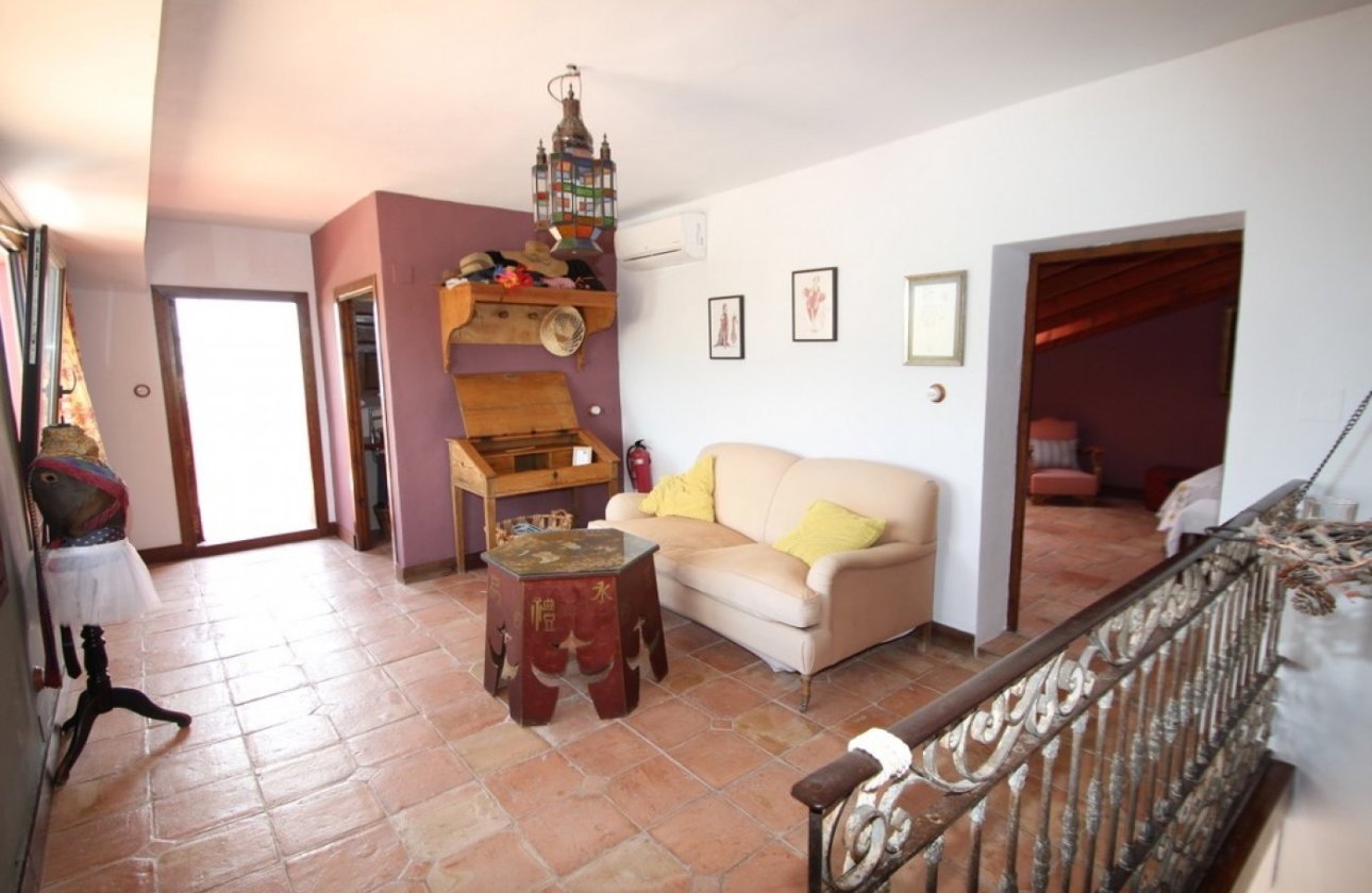 Reventa - country estate -
Orihuela - Torremendo