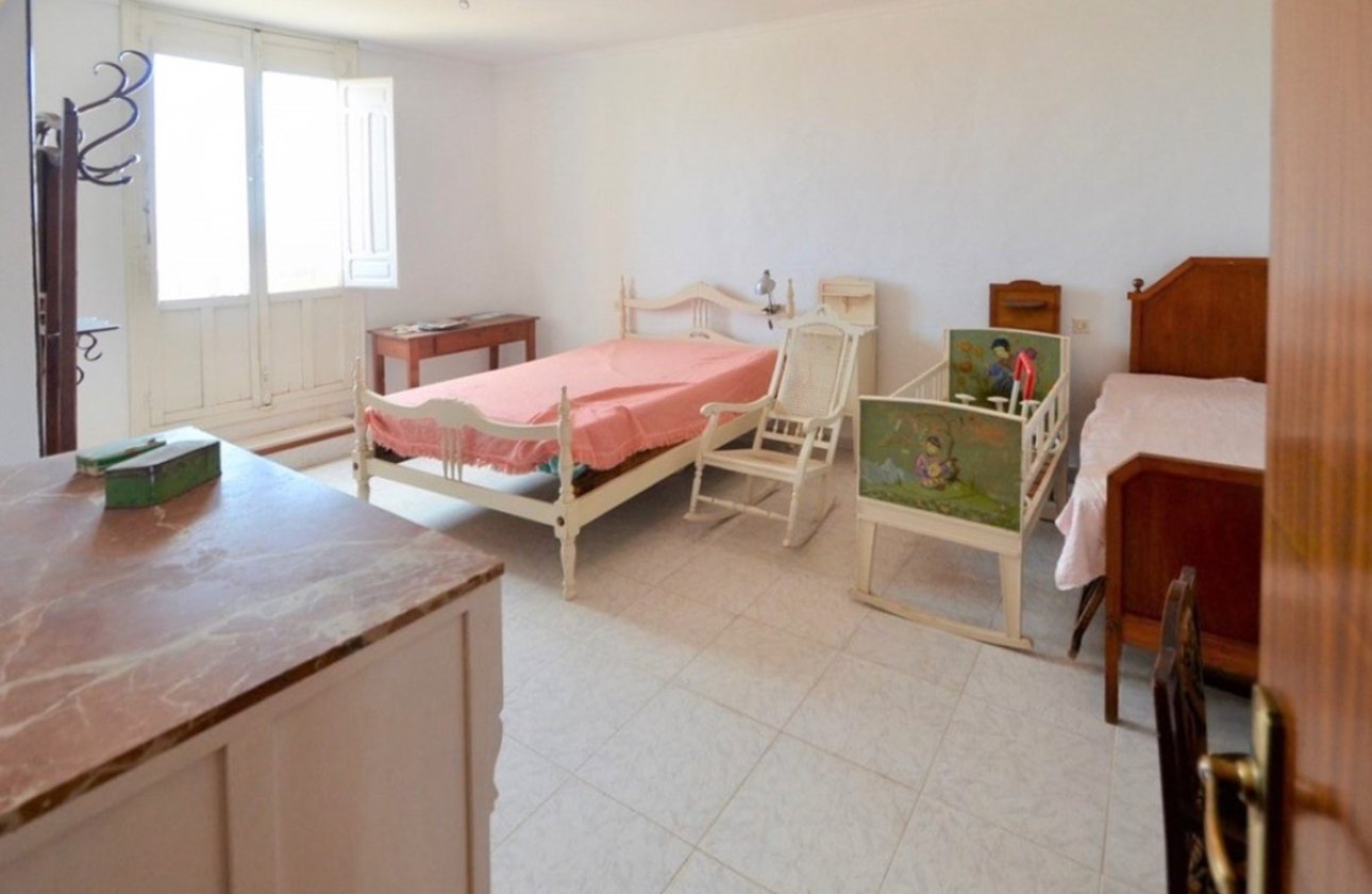 Reventa - country house -
Orihuela - Orihuela Centro