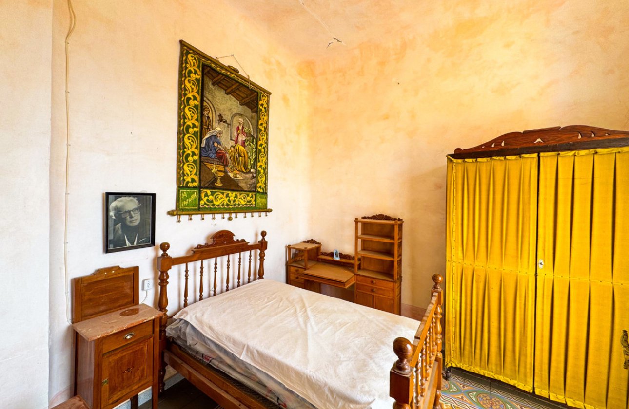 Reventa - country house -
Orihuela - Orihuela Centro