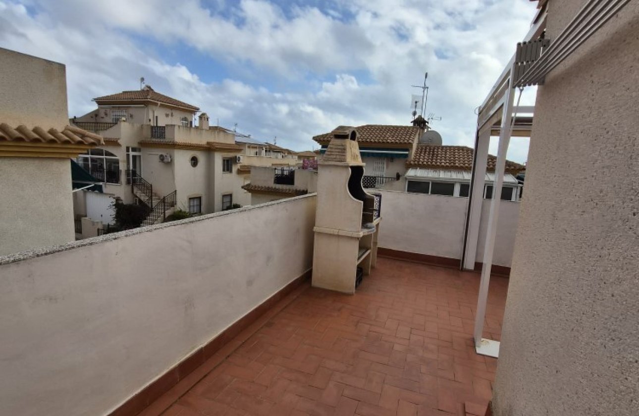 Reventa - Duplex -
Orihuela Costa - Playa Flamenca