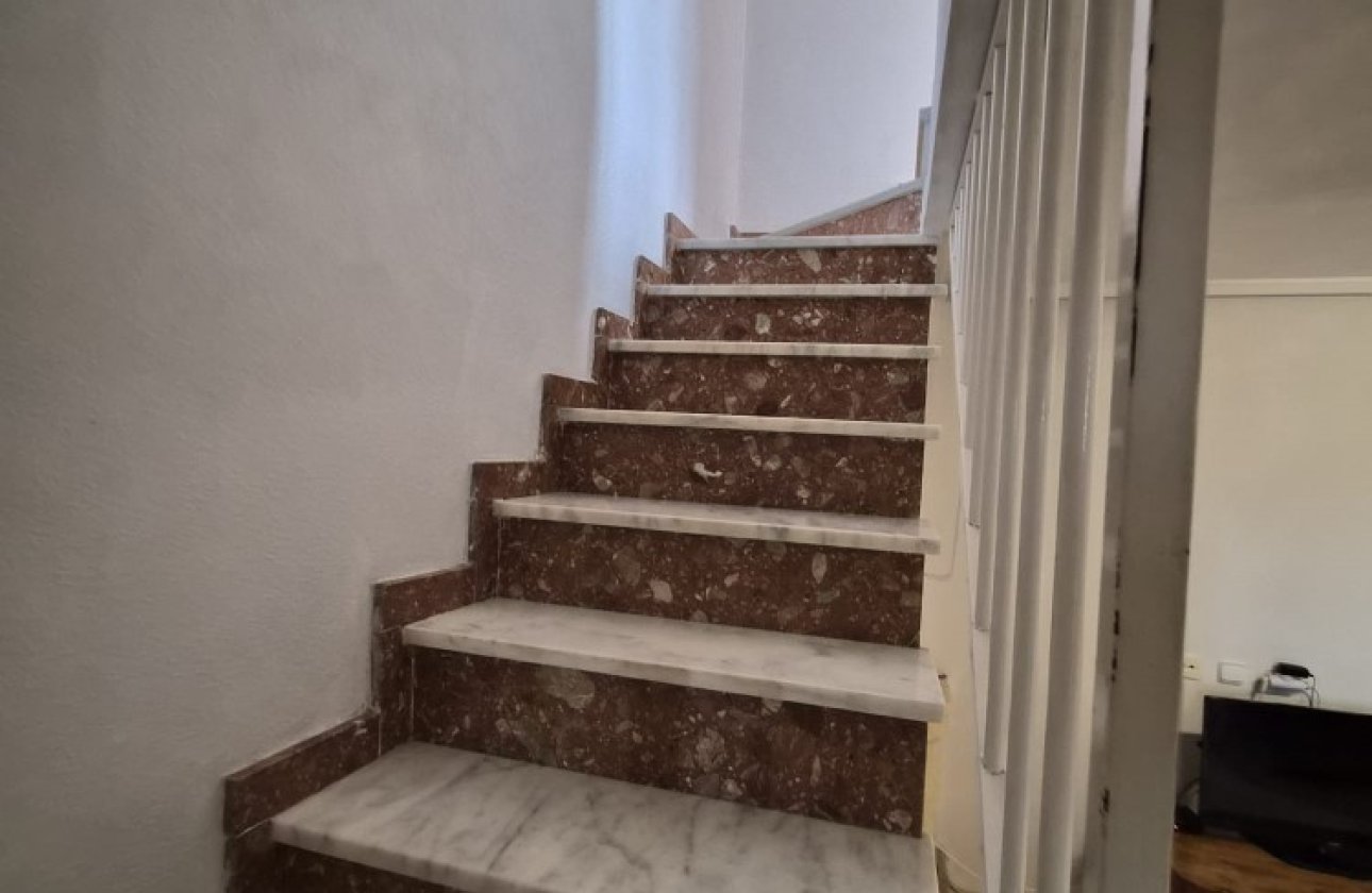 Reventa - Duplex -
Orihuela Costa - Playa Flamenca