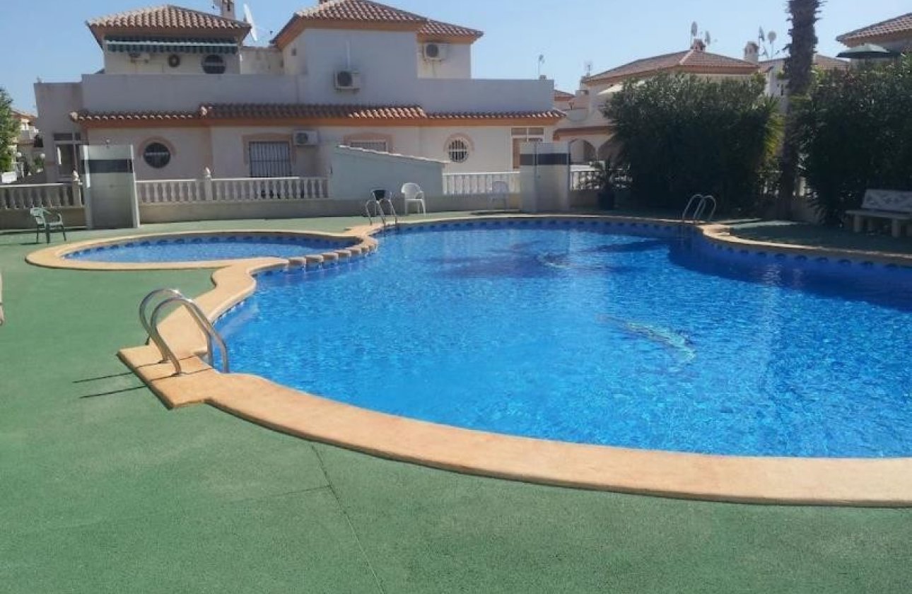 Reventa - Duplex -
Orihuela Costa - Playa Flamenca