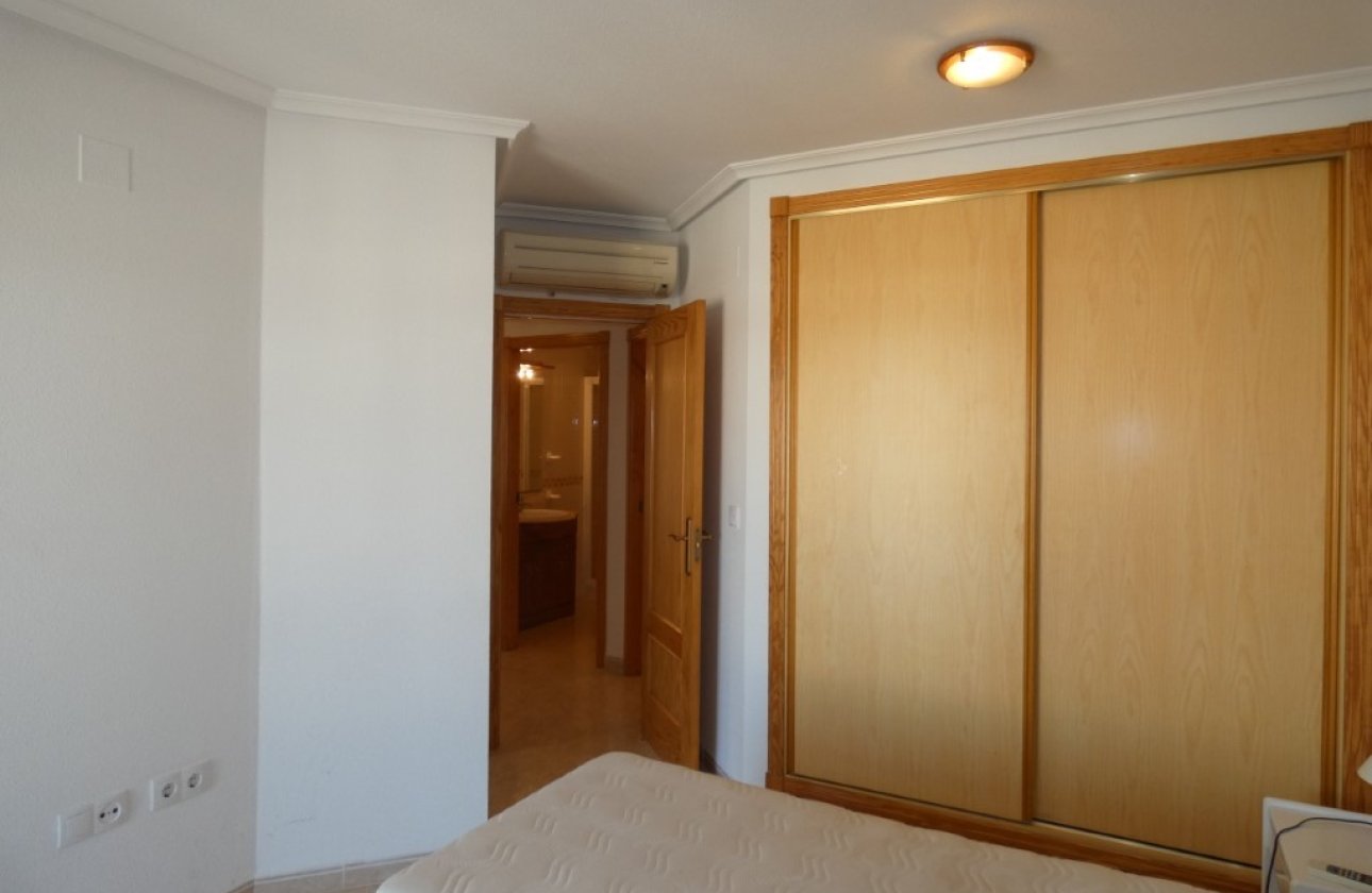 Reventa - Duplex -
Orihuela Costa - Playa Flamenca