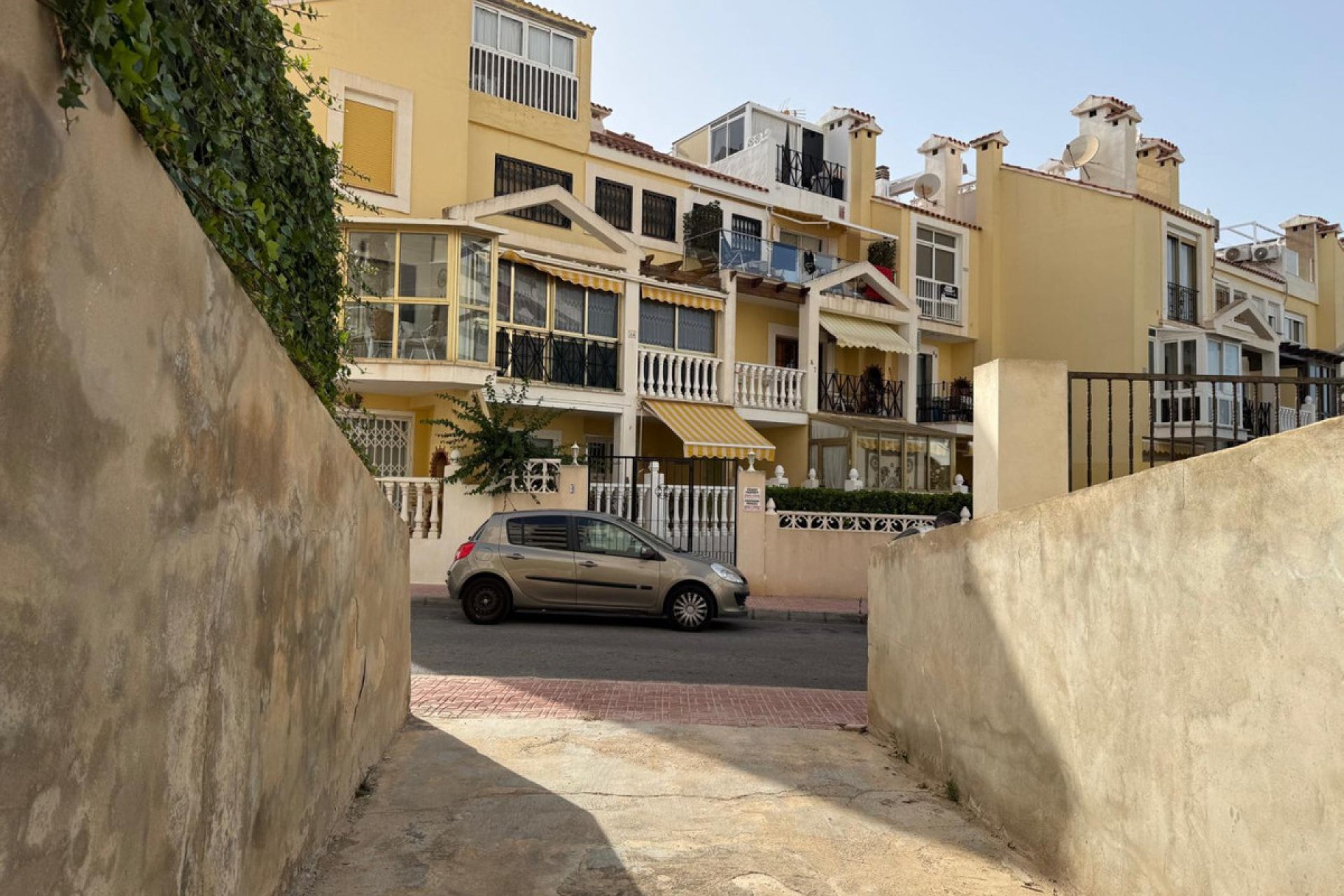 Reventa - Garaje -
Torrevieja - Torrevieja Centro