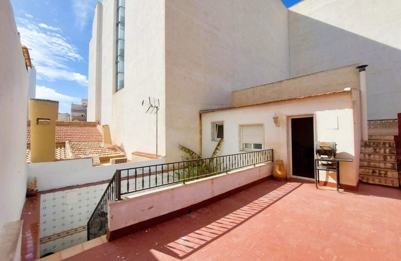Reventa - House -
Torrevieja - Centro