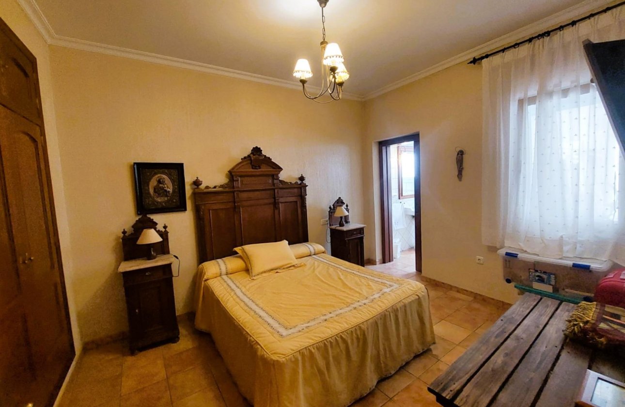 Reventa - House -
Torrevieja - Centro