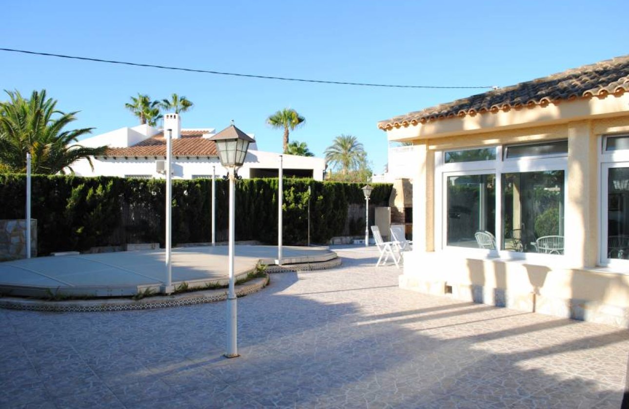 Reventa - Parcela / Terreno -
Orihuela Costa - Cabo Roig