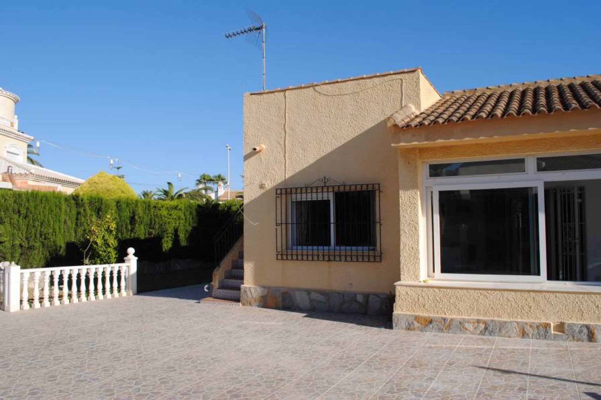 Reventa - Parcela / Terreno -
Orihuela Costa - Cabo Roig