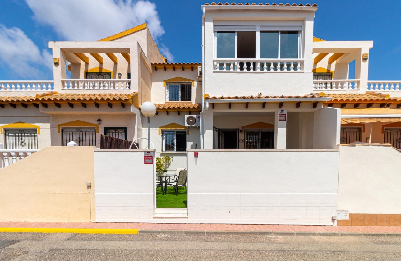 Reventa - Terraced house -
Torrevieja - Los altos