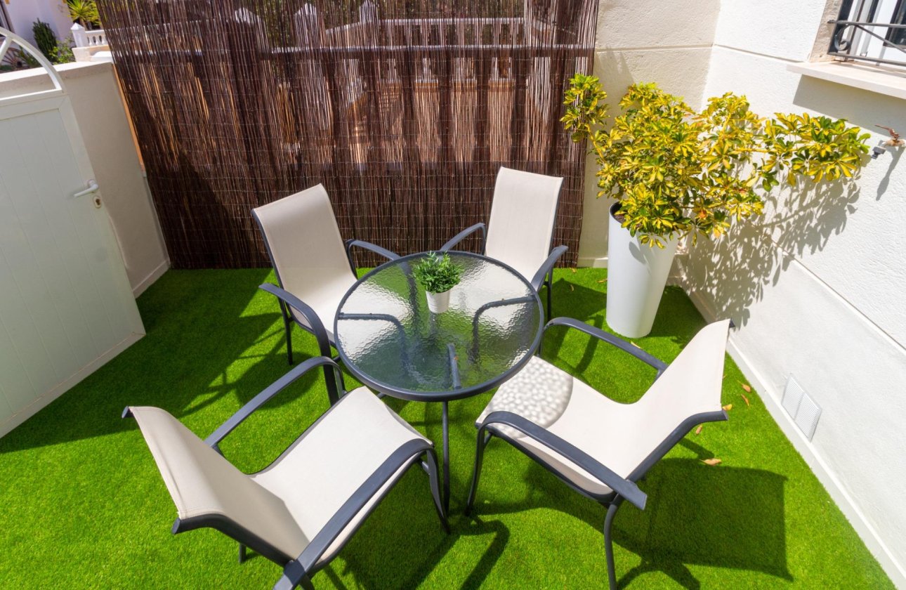 Reventa - Terraced house -
Torrevieja - Los altos