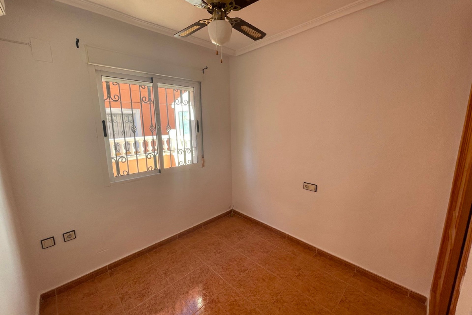 Reventa - Town House -
Los Montesinos - Los Montesinos Centro