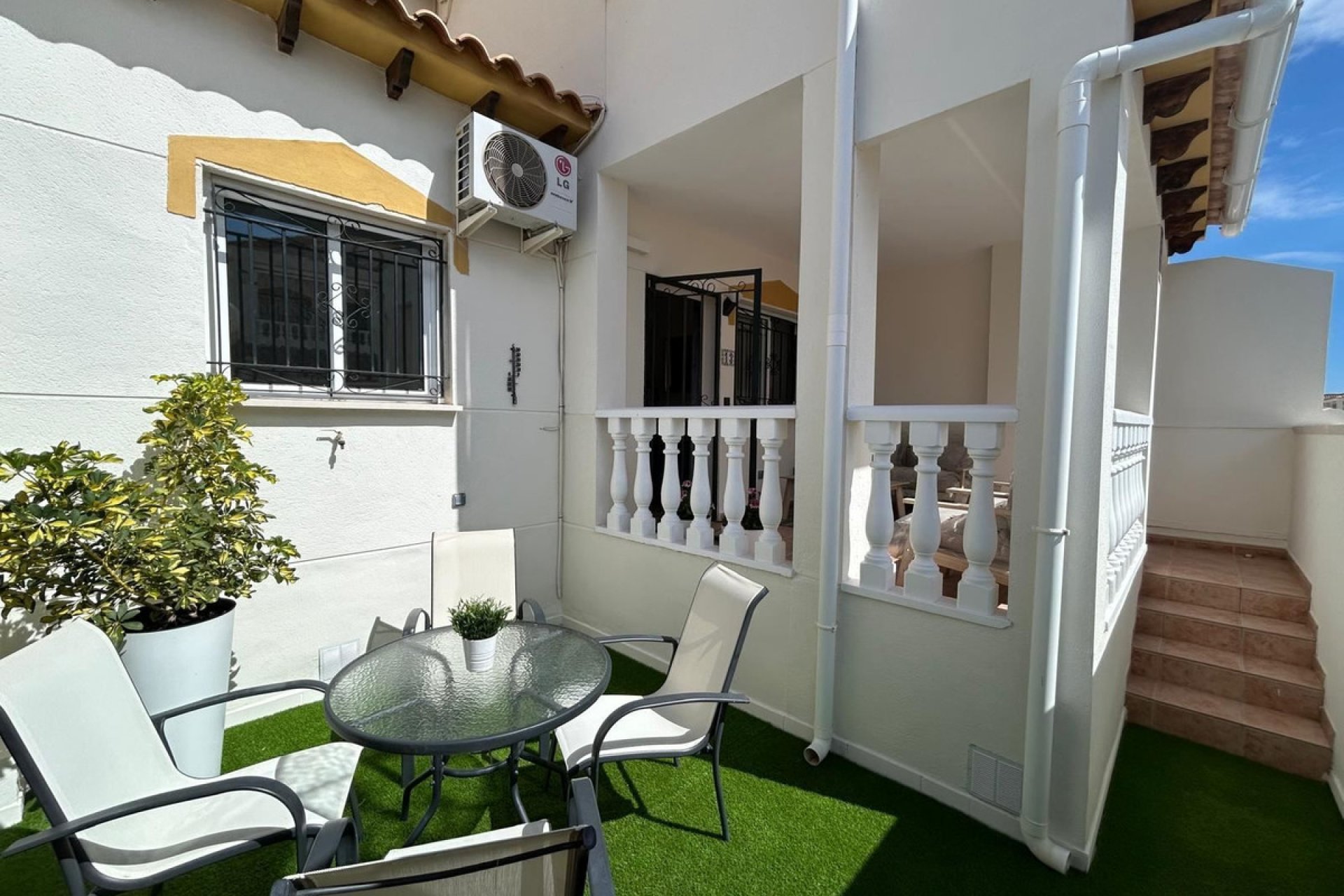 Reventa - Town House -
Orihuela - La Florida