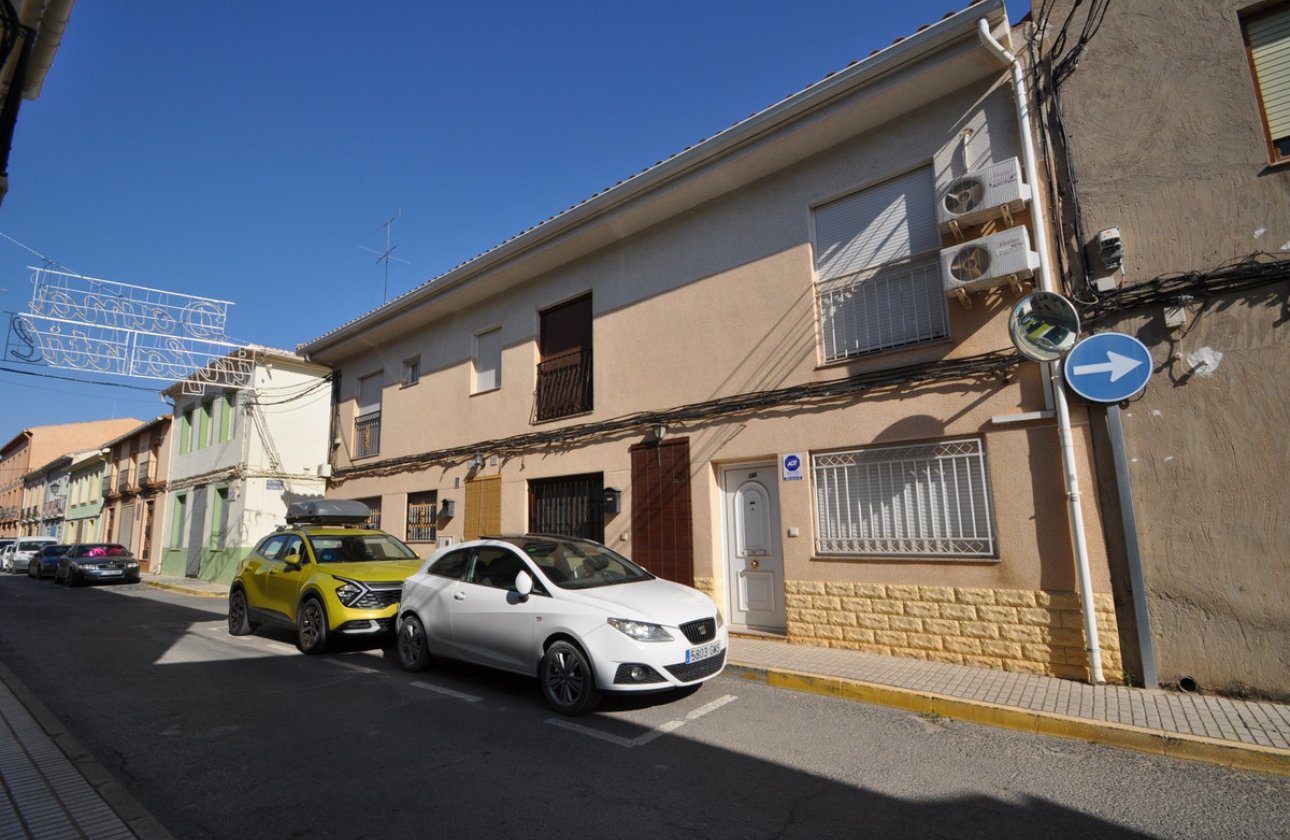 Reventa - Town House -
Pinoso - Pinoso Centro