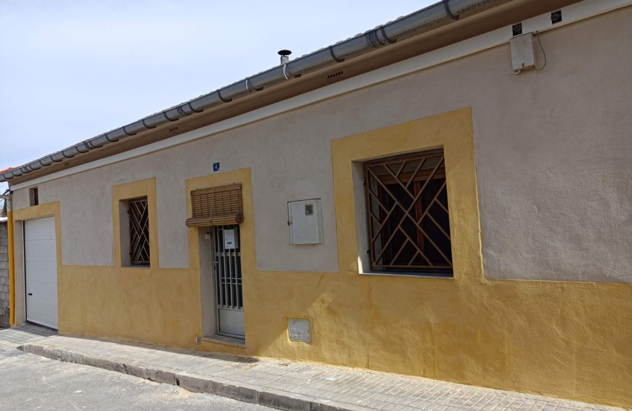 Reventa - Town House -
Pinoso - Pinoso Centro