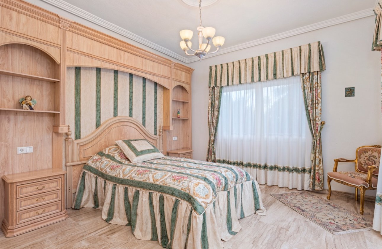 Reventa - Town House -
Rojales - Dona Pepa