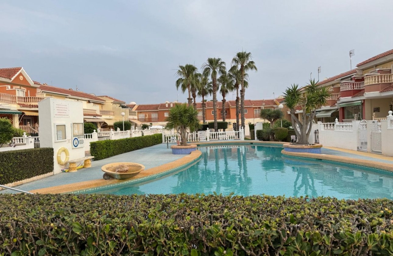 Reventa - Town House -
Rojales - Dona Pepa