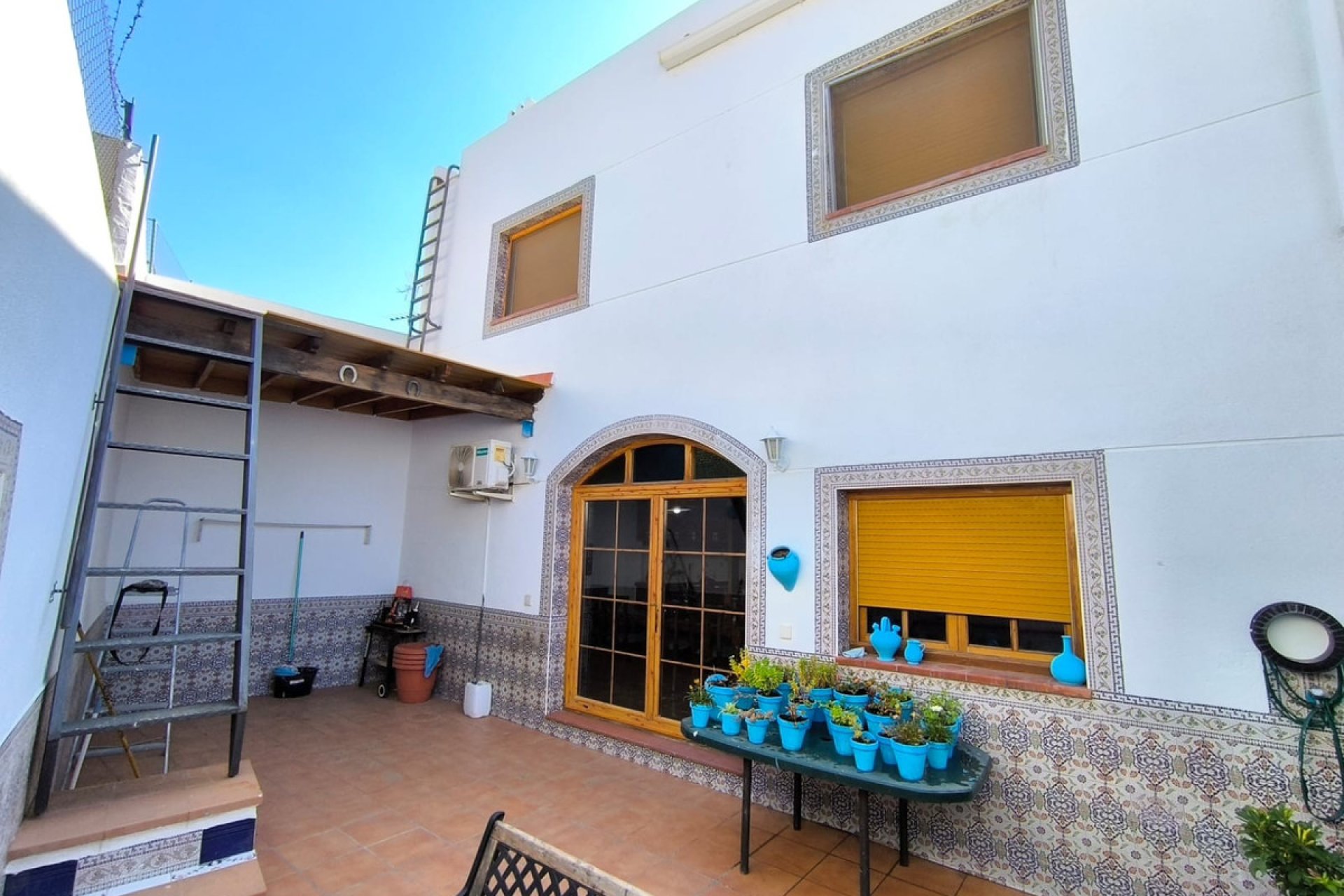 Reventa - Town House -
Sax - Sax Centro