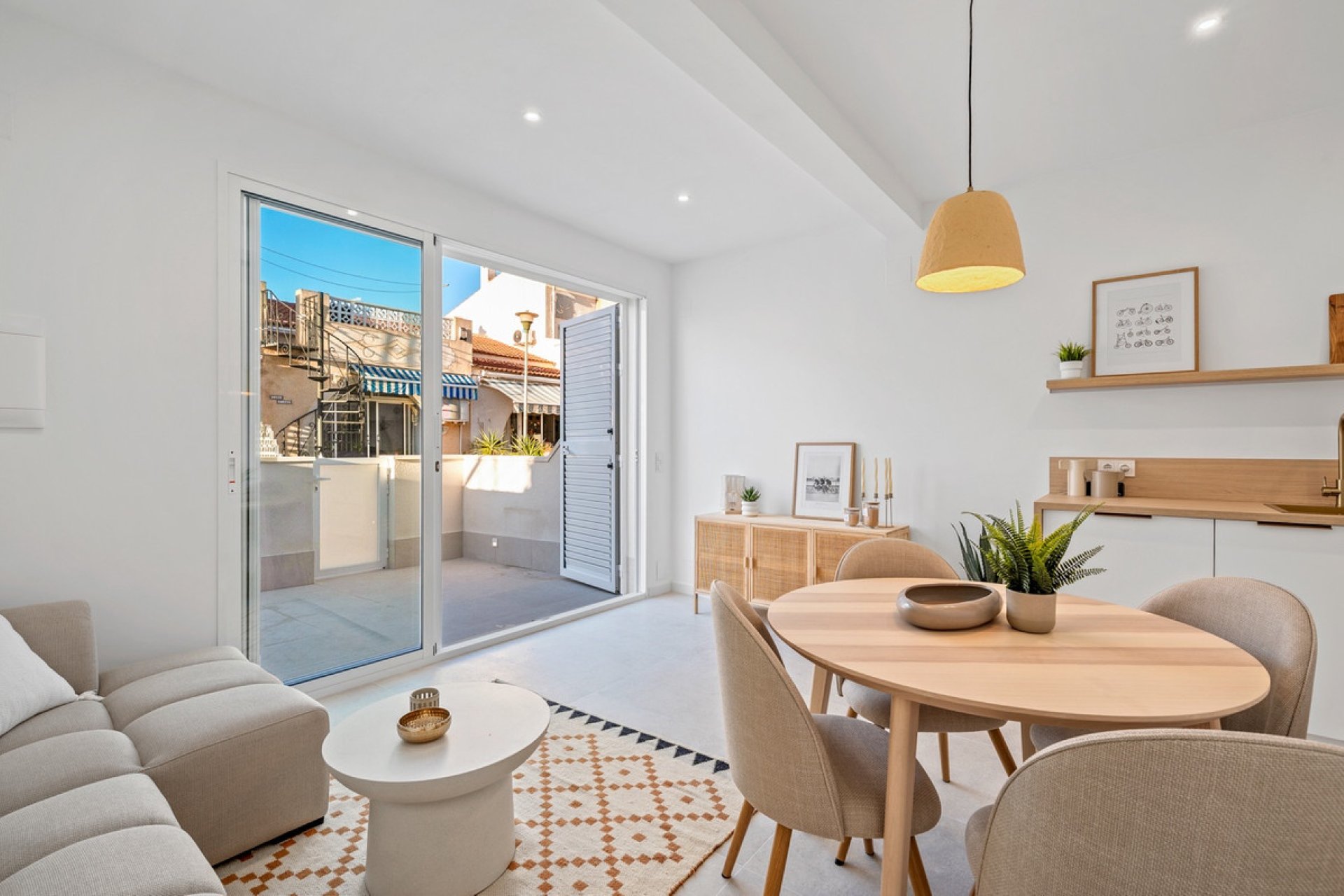 Reventa - Town House -
Torrevieja - El chaparral