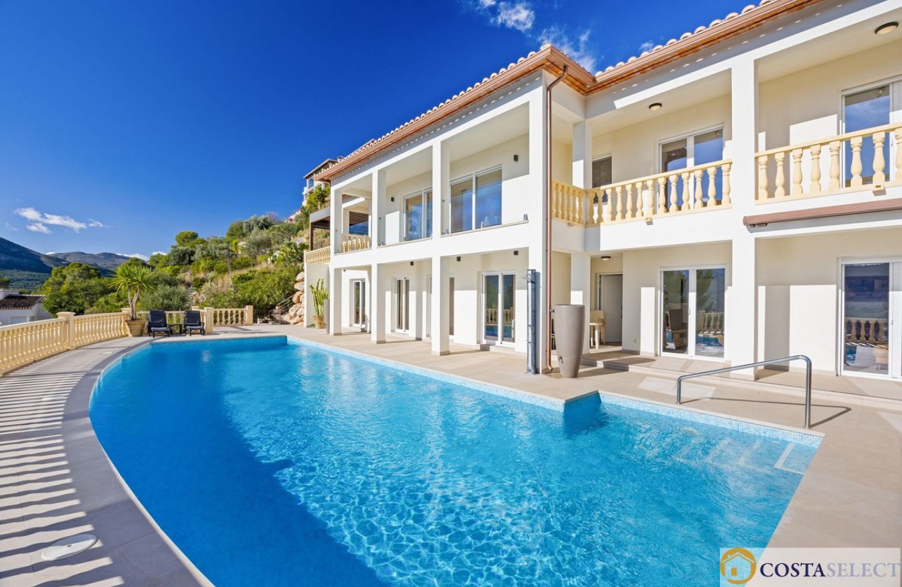 Reventa - Villa -
Alcalalí - Alcalalí Centro