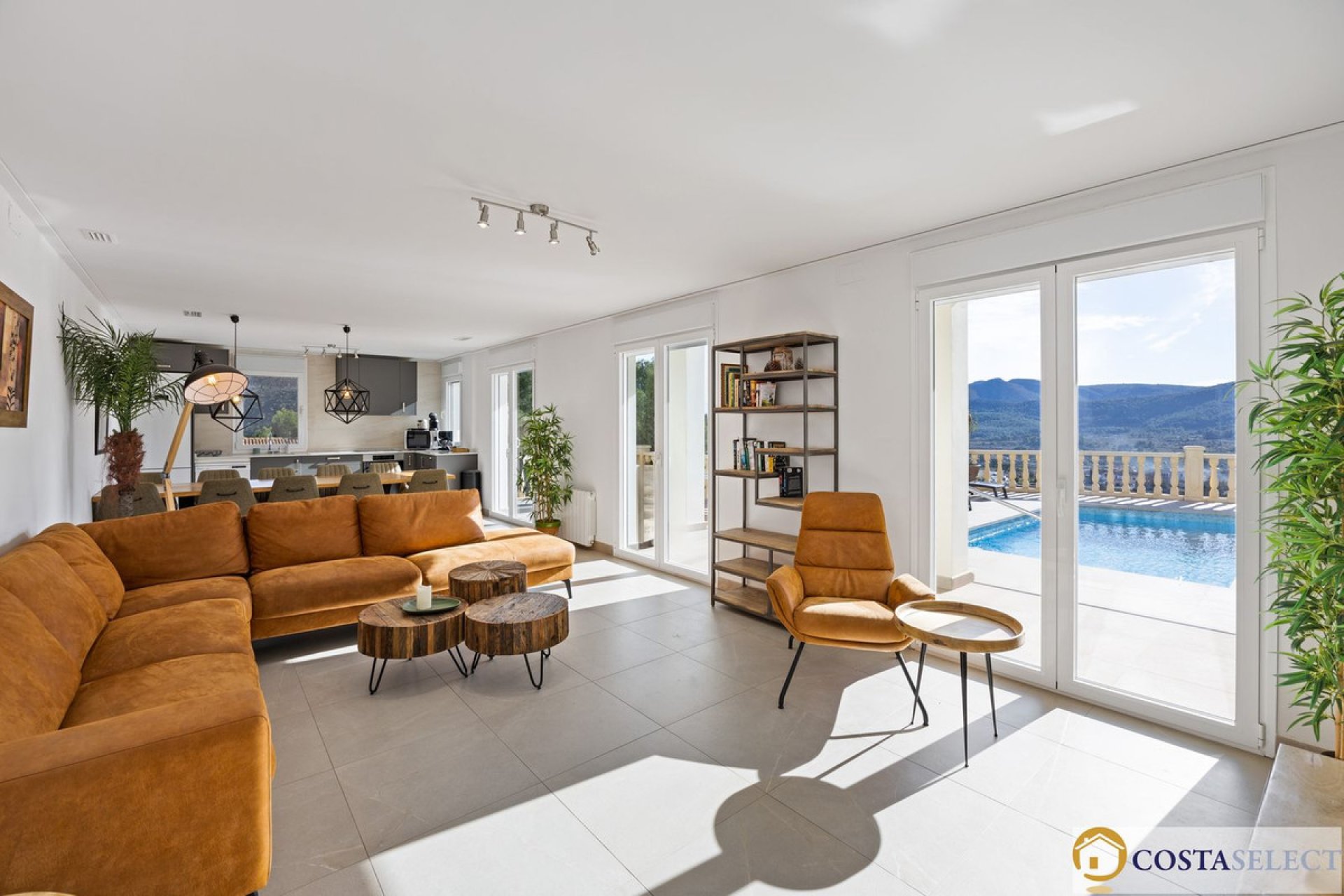 Reventa - Villa -
Alcalalí - Alcalalí Centro