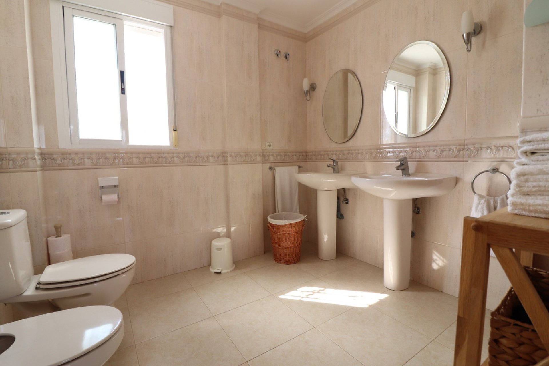 Reventa - Villa -
Algorfa - Algorfa Centro