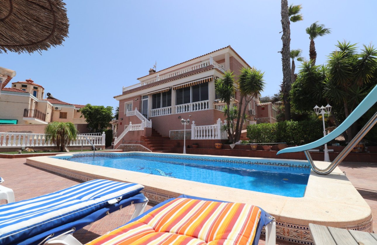 Reventa - Villa -
Algorfa - Algorfa Centro