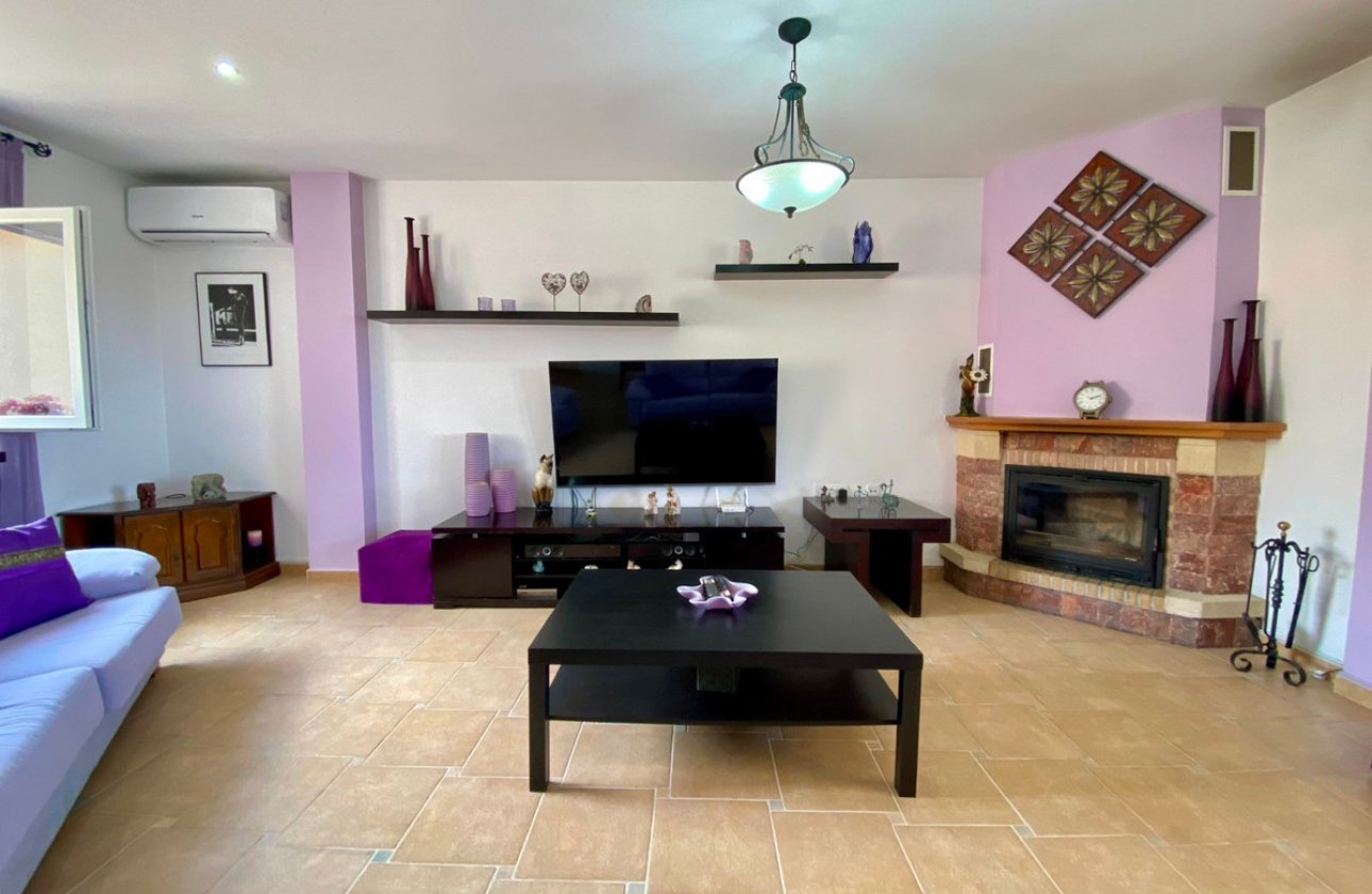 Reventa - Villa -
Algorfa - Algorfa Centro