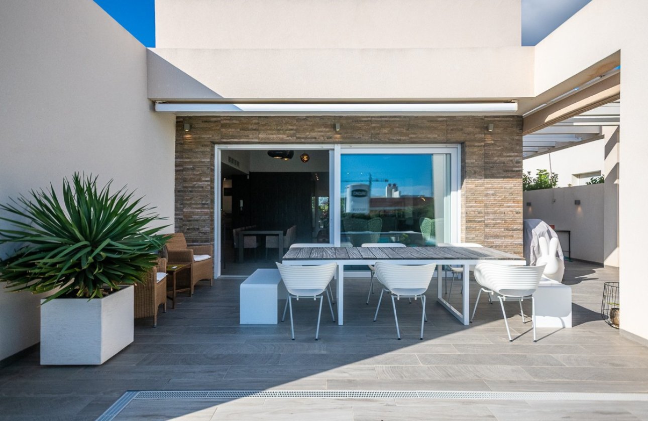 Reventa - Villa -
Algorfa - Algorfa Centro