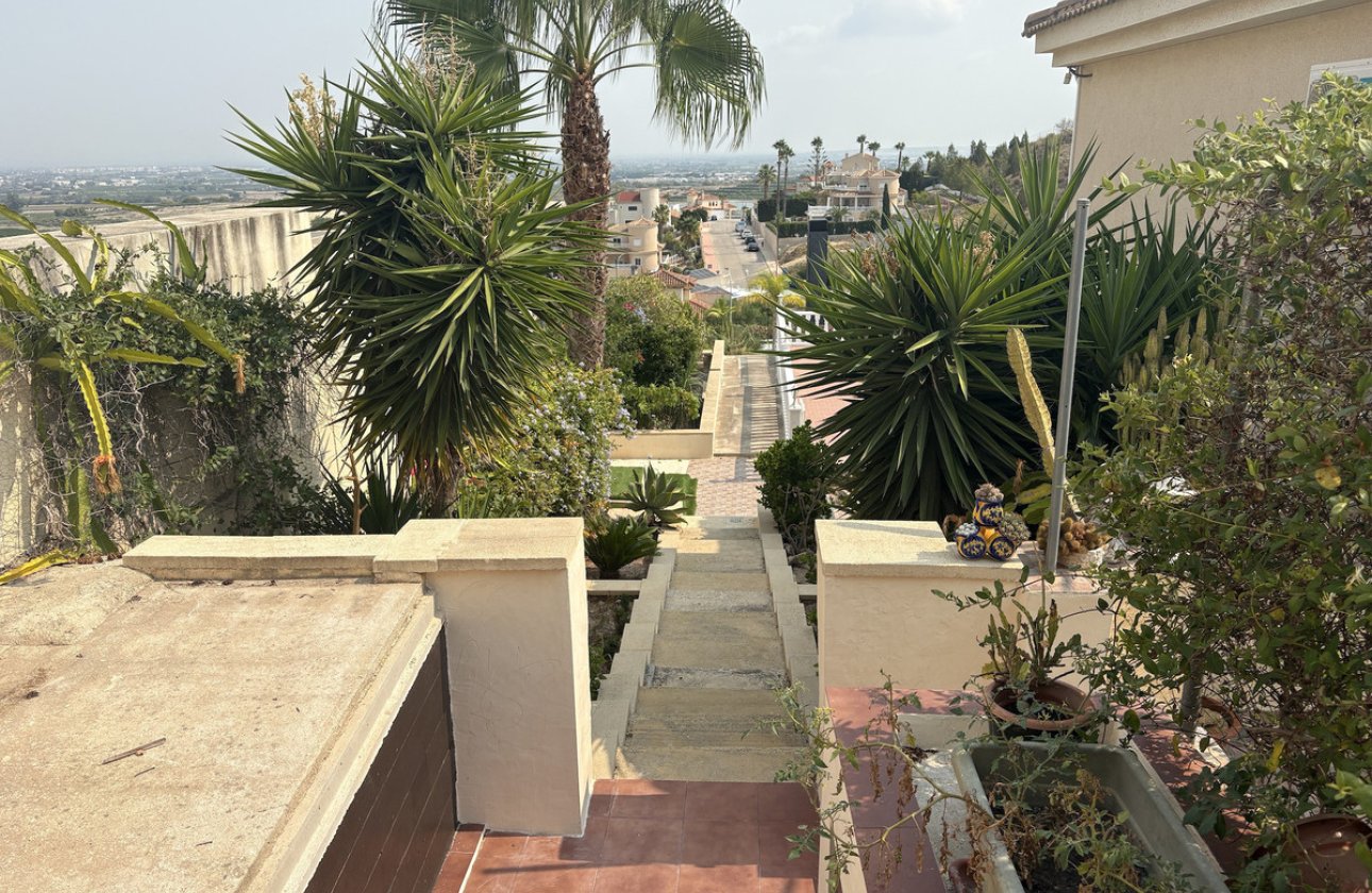 Reventa - Villa -
Algorfa - Algorfa Centro