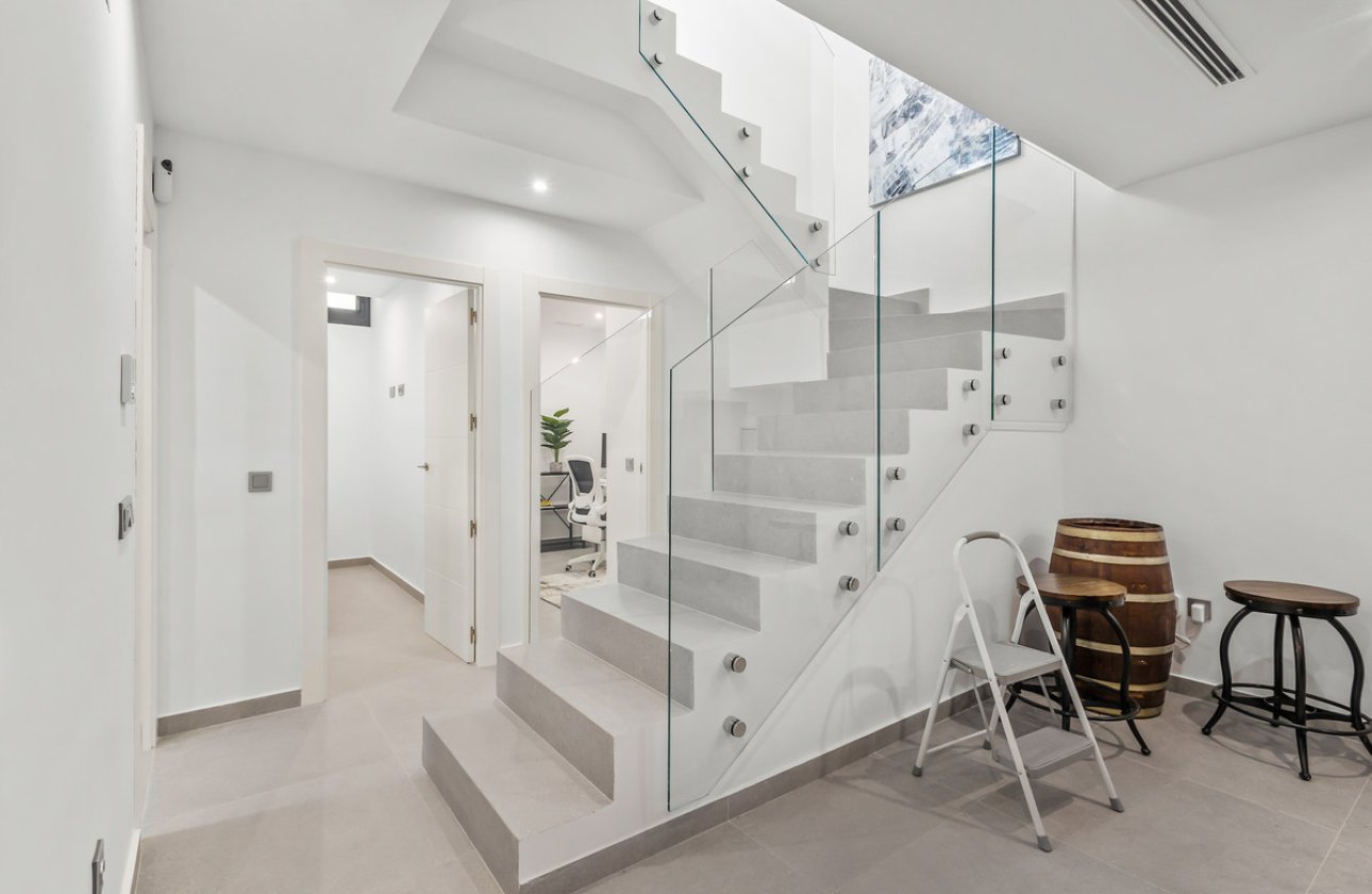 Reventa - Villa -
Algorfa - Algorfa Centro