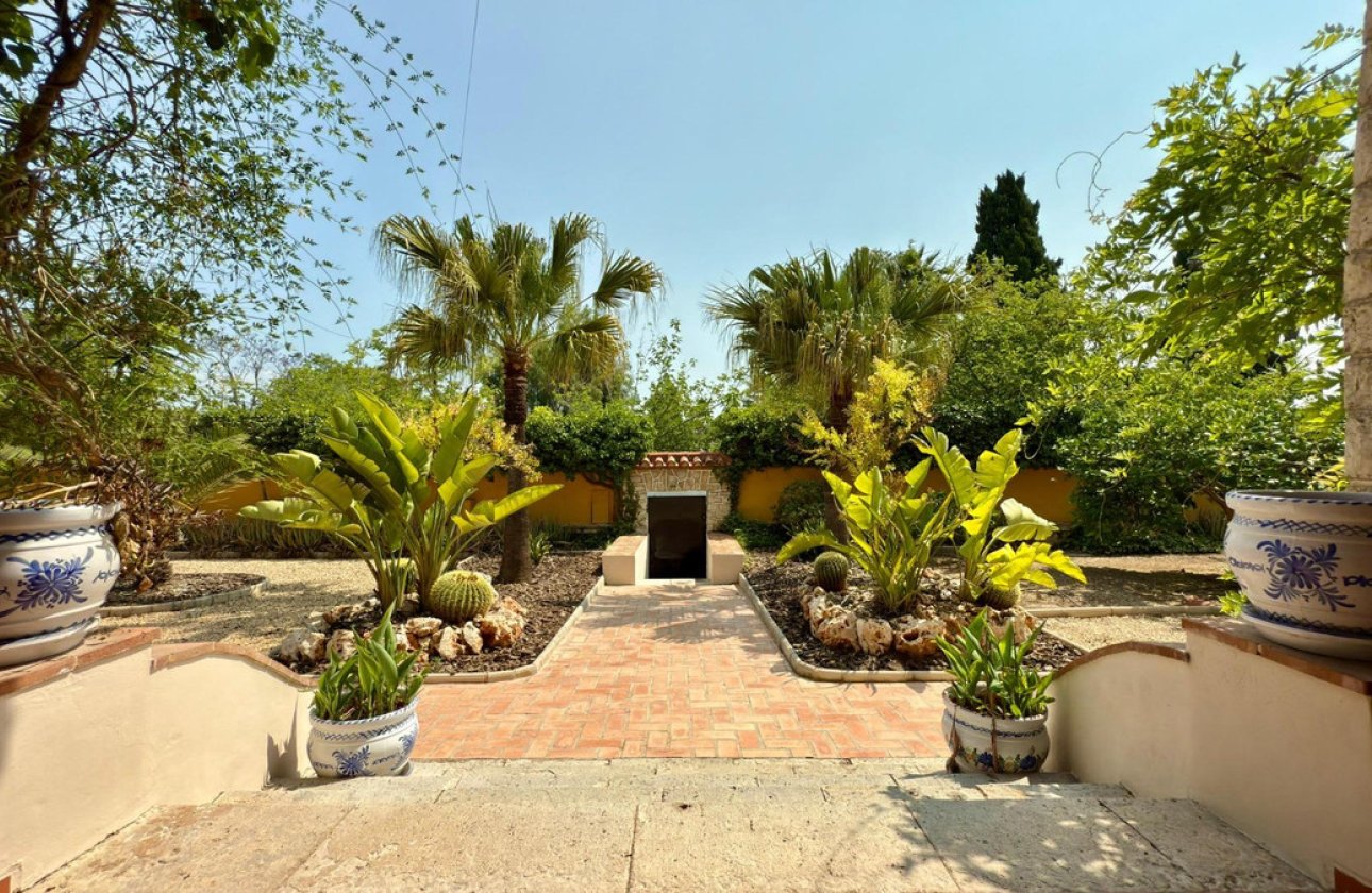 Reventa - Villa -
Alicante - Alicante Centro