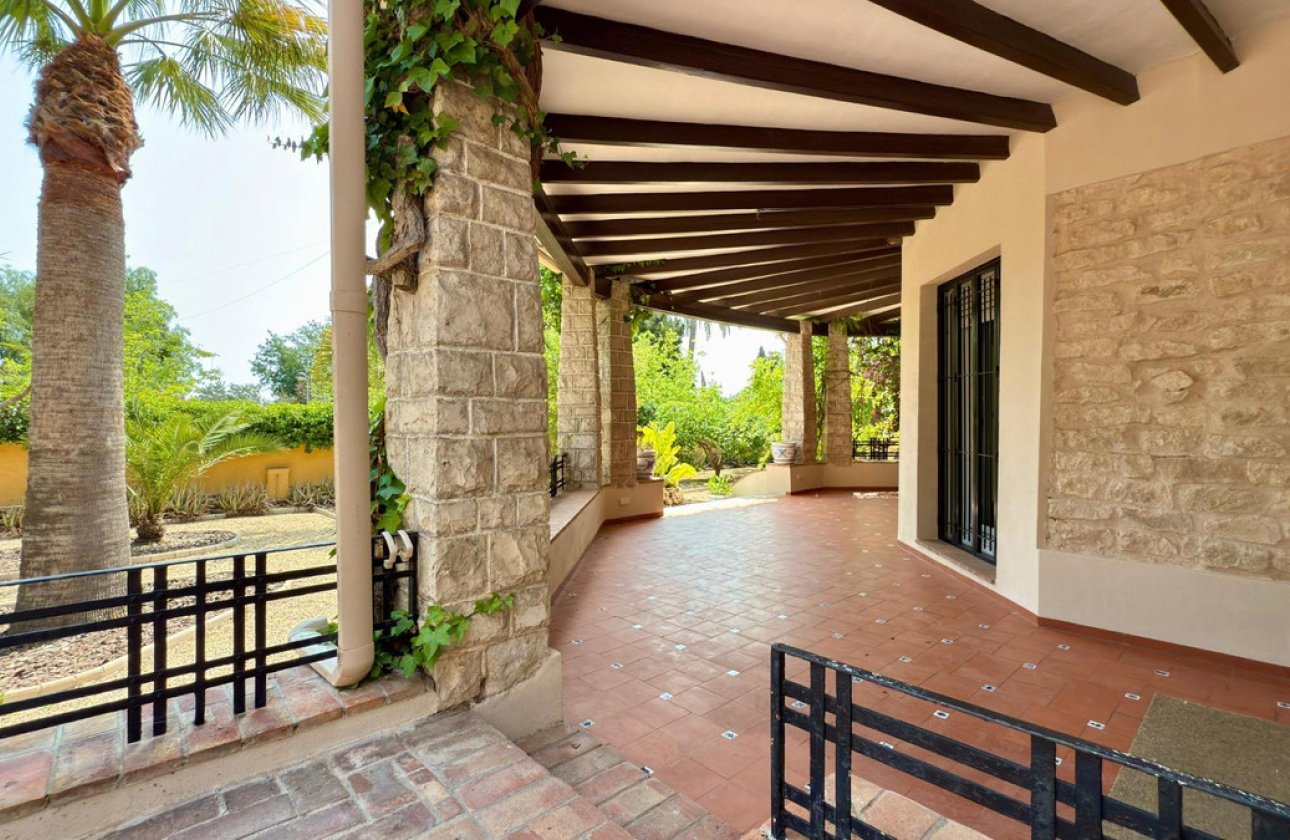 Reventa - Villa -
Alicante - Alicante Centro