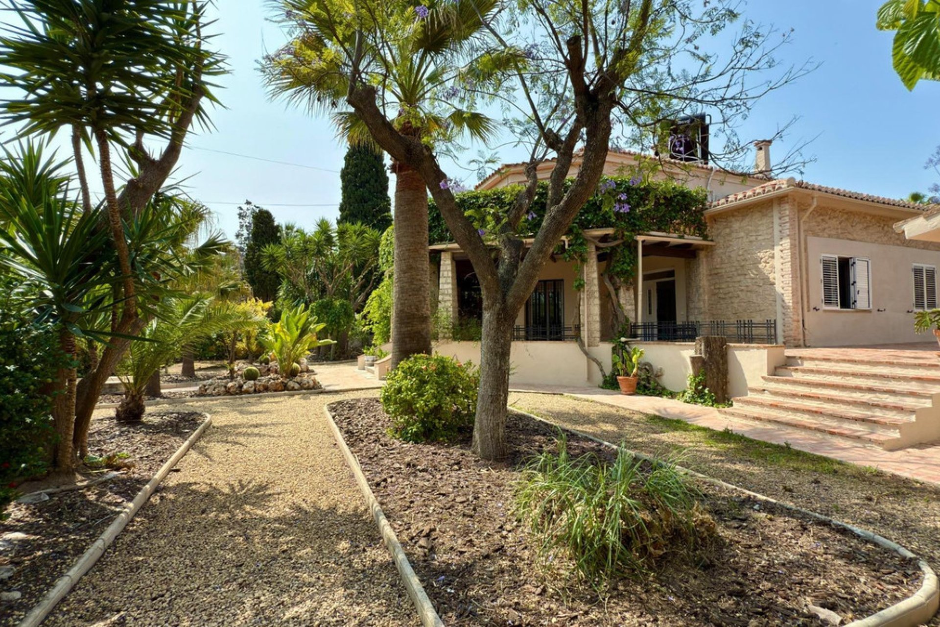 Reventa - Villa -
Alicante - Alicante Centro