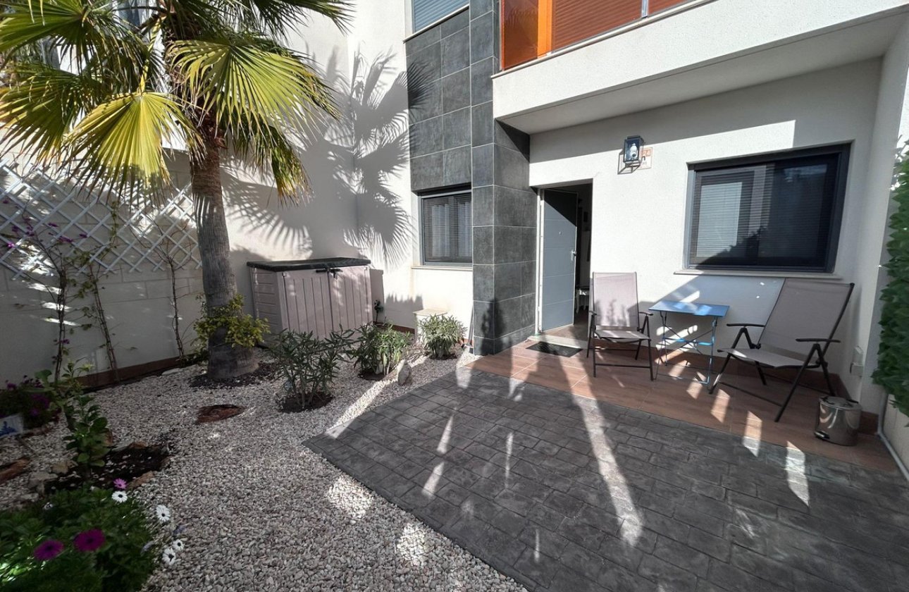 Reventa - Villa -
Alicante - Alicante Centro