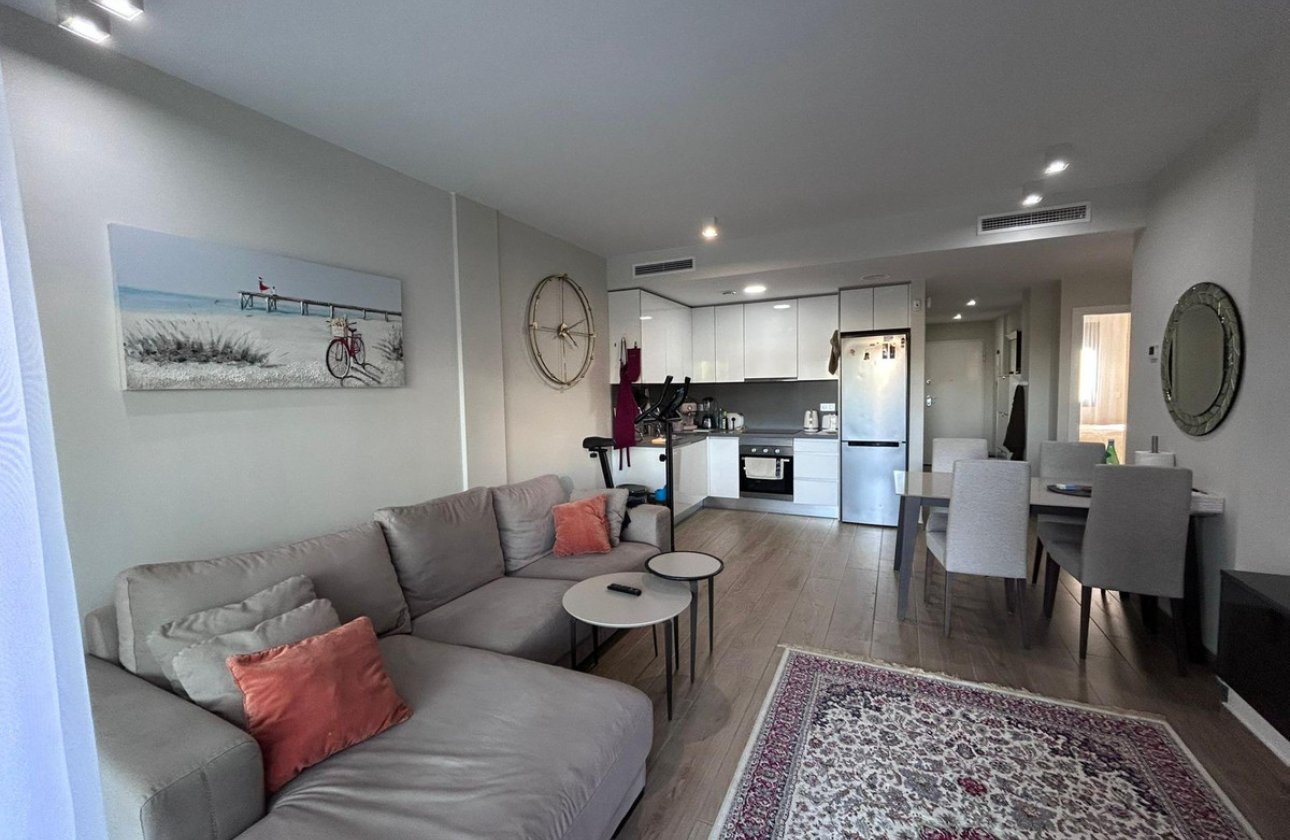 Reventa - Villa -
Alicante - Alicante Centro