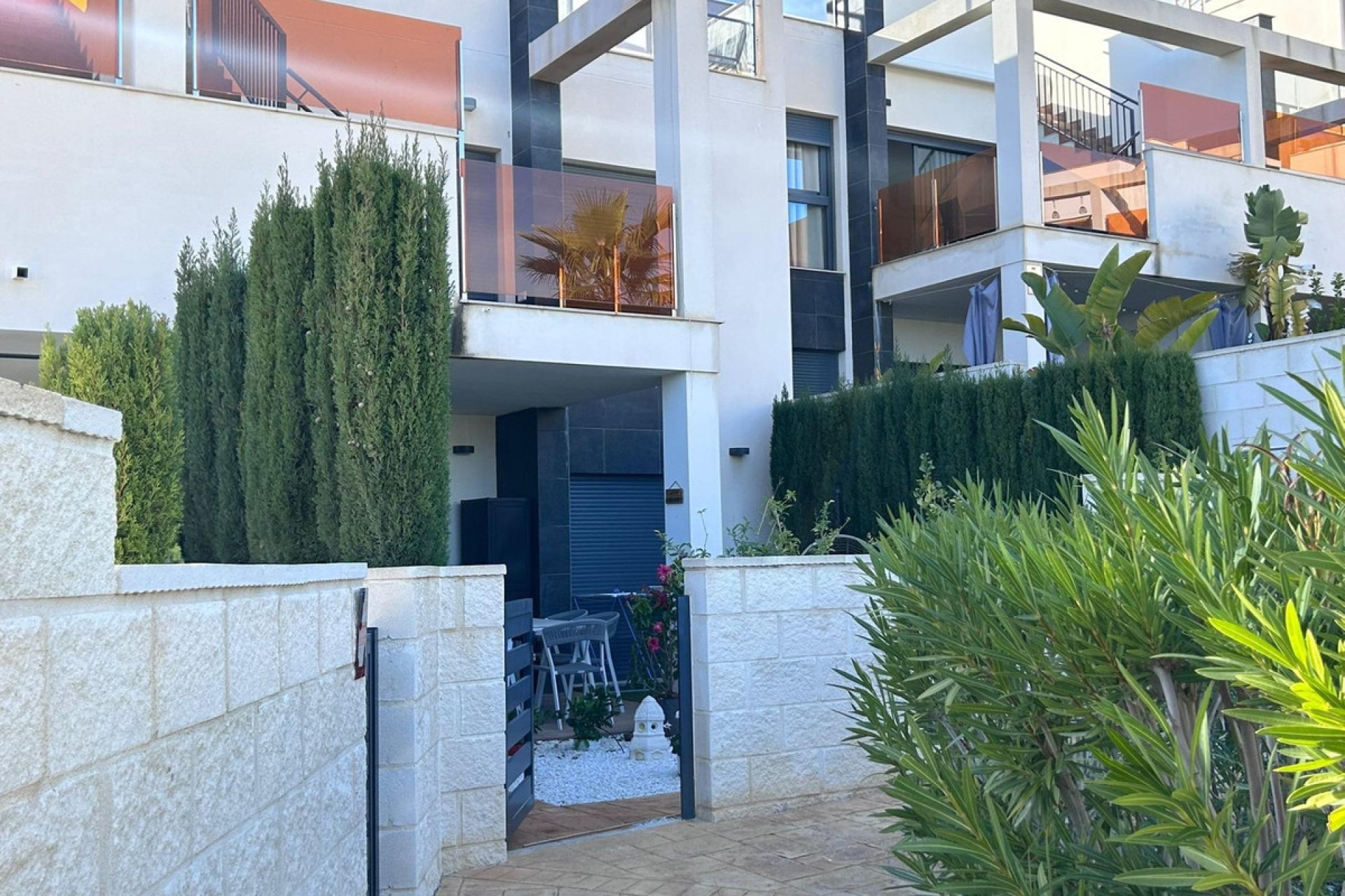 Reventa - Villa -
Alicante - Alicante Centro