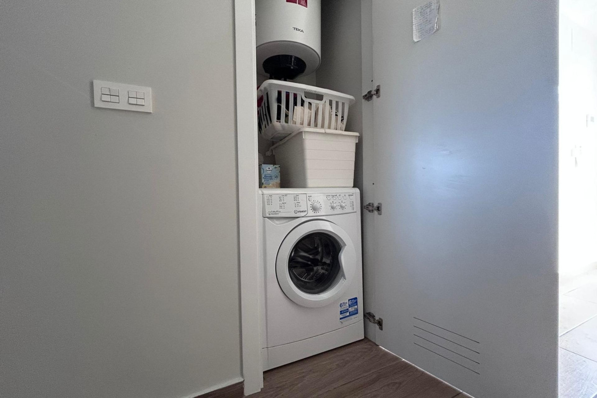 Reventa - Villa -
Alicante - Alicante Centro