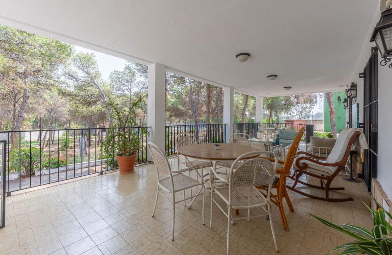 Reventa - Villa -
Alicante - Alicante Centro