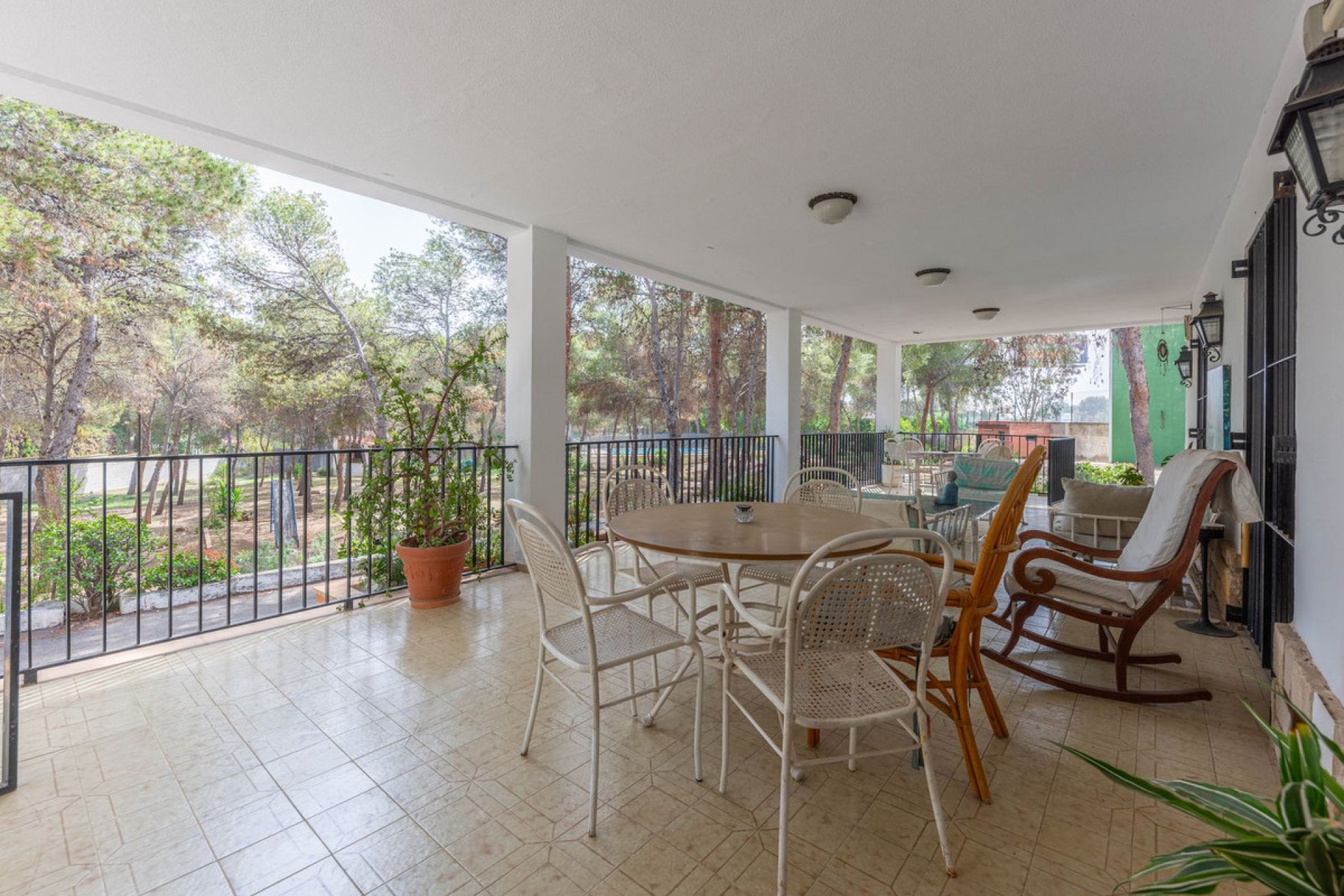 Reventa - Villa -
Alicante - Alicante Centro