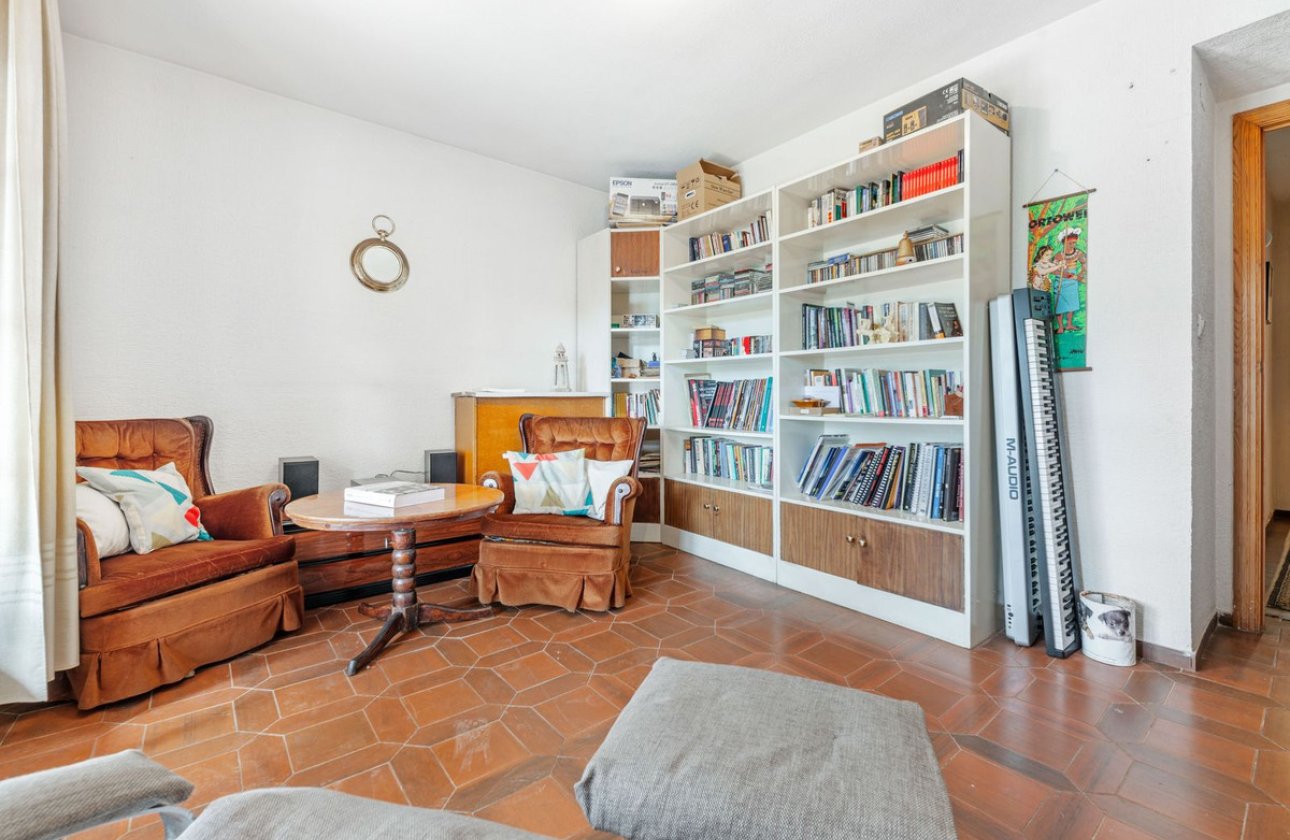 Reventa - Villa -
Alicante - Alicante Centro