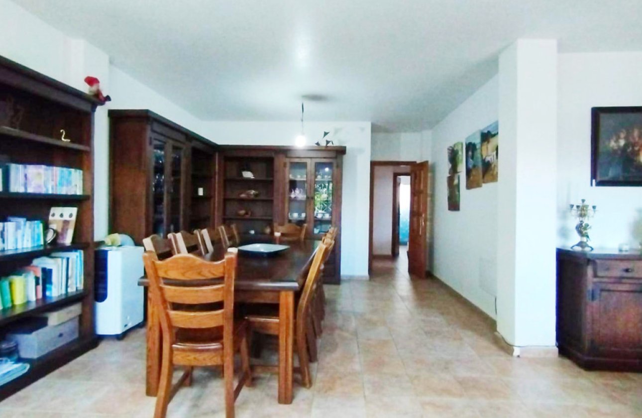 Reventa - Villa -
Alicante City - La Torreta