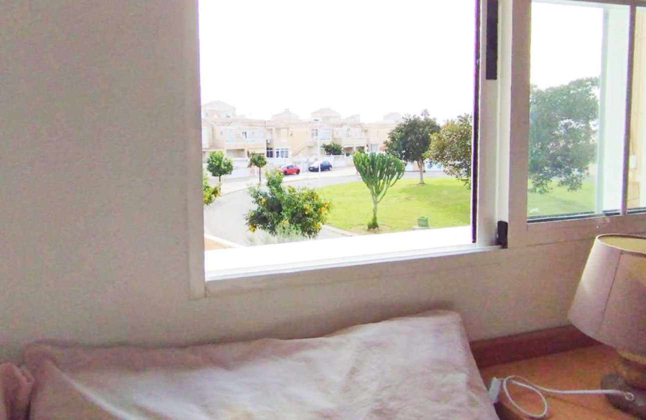 Reventa - Villa -
Alicante City - La Torreta