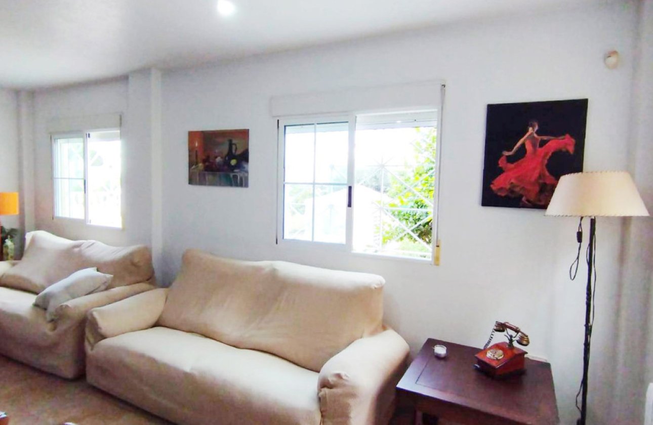 Reventa - Villa -
Alicante City - La Torreta